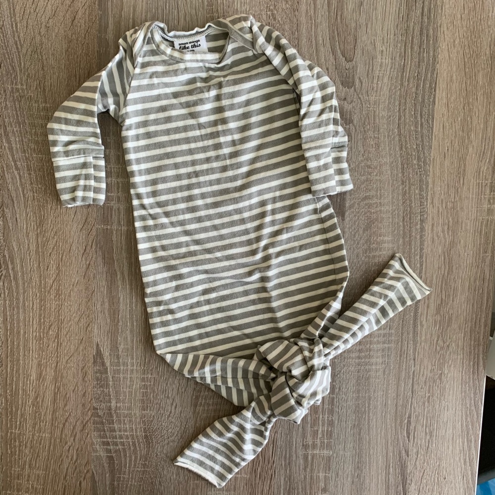 Grey striped sleep gown